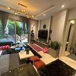 Luxury 1Br With Garden