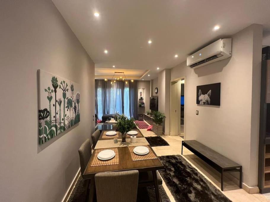 Luxury 1br With Garden Apartment Cairo