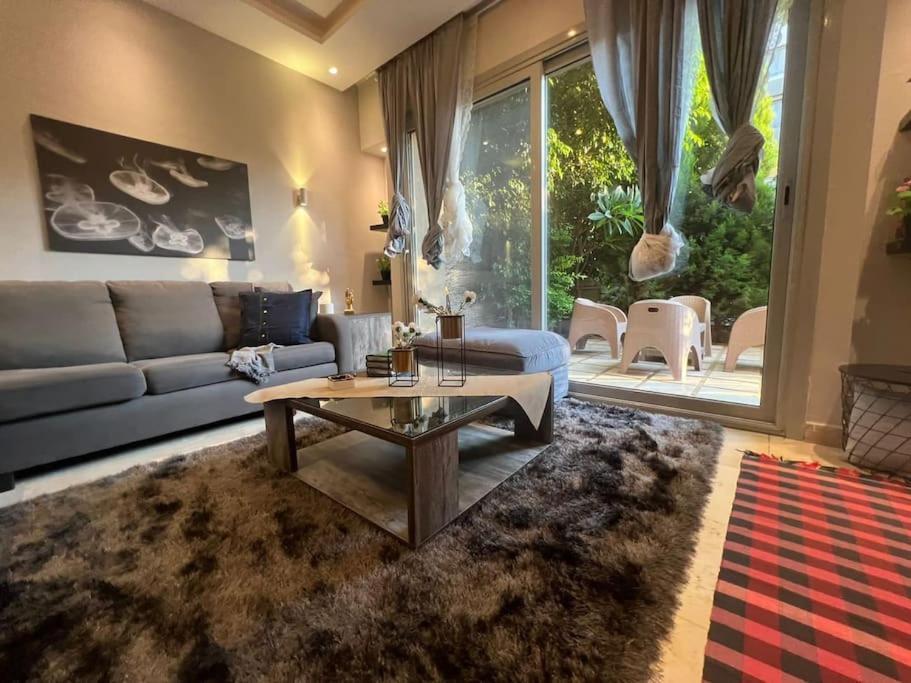 Apartment Luxury 1br With Garden *