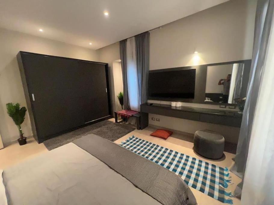 Luxury 1br With Garden Appartement *
