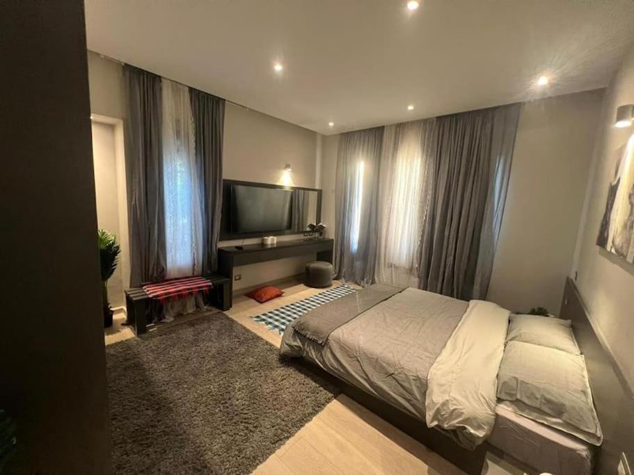 Apartment Luxury 1br With Garden Cairo