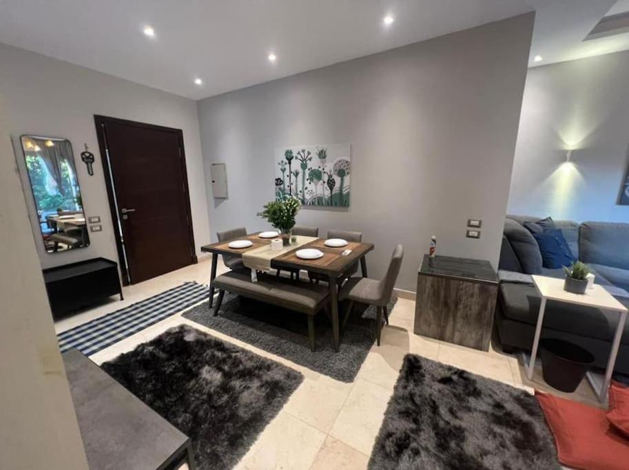 Luxury 1br With Garden Apartment *